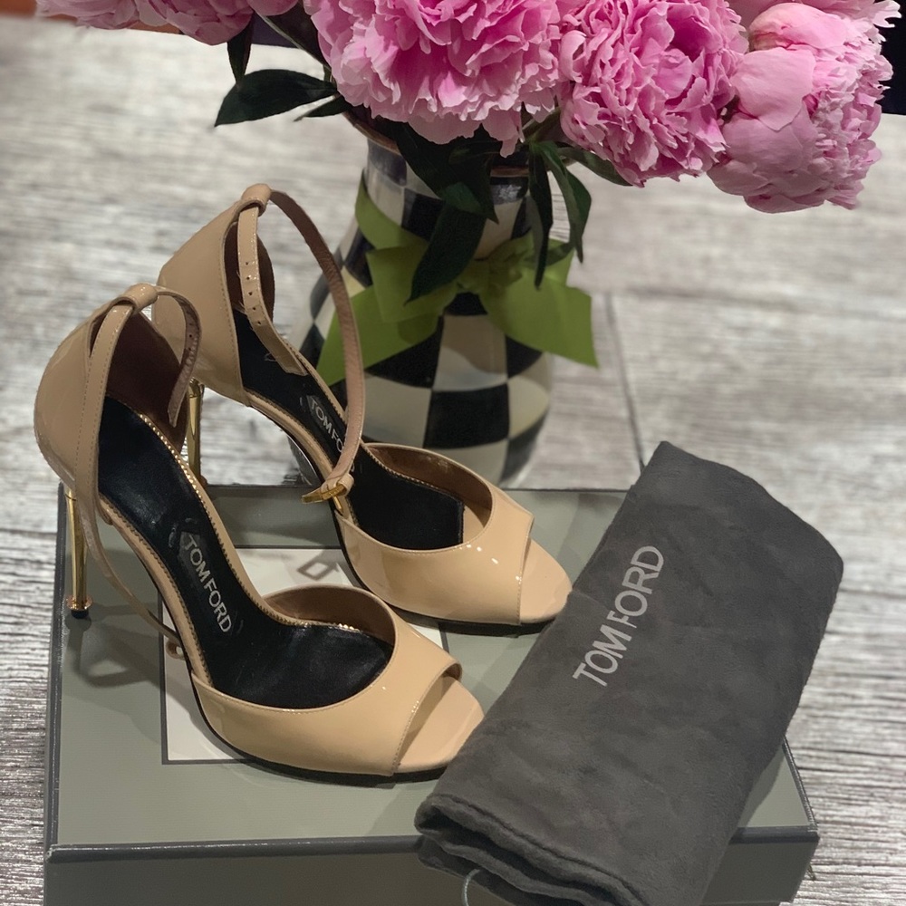 TOM FORD patent leather sandal